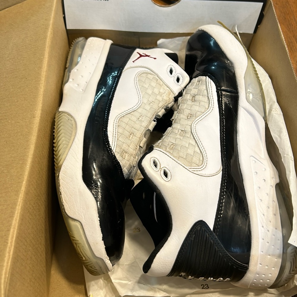Jordan Max Aura 2